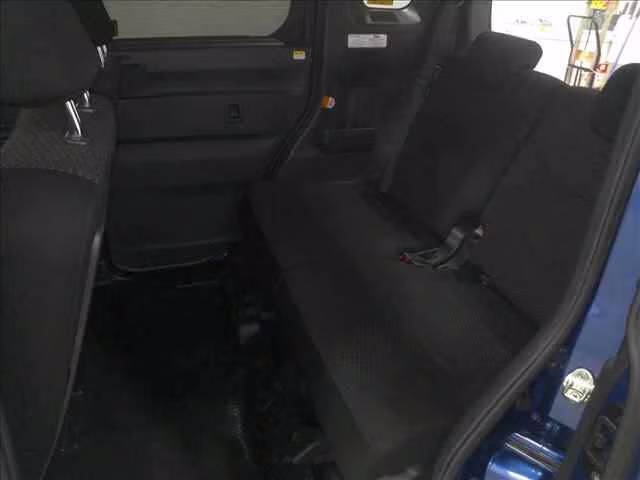 TOYOTA PIXIS MEGA