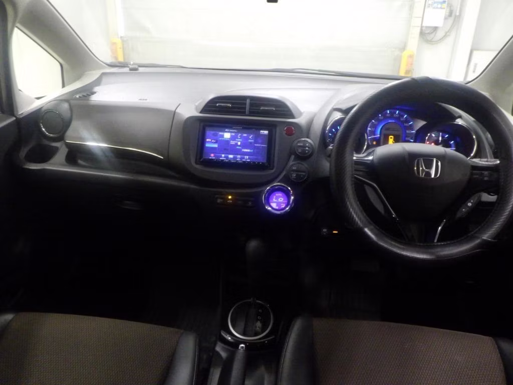 HONDA FIT SHUTTLE