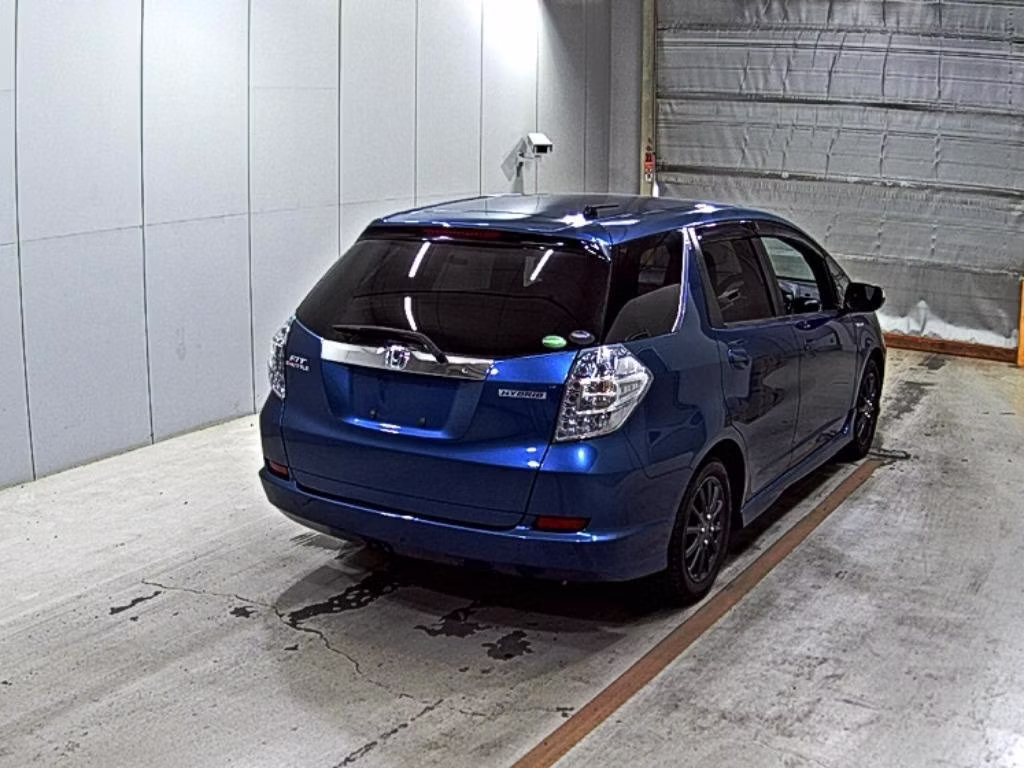 HONDA FIT SHUTTLE