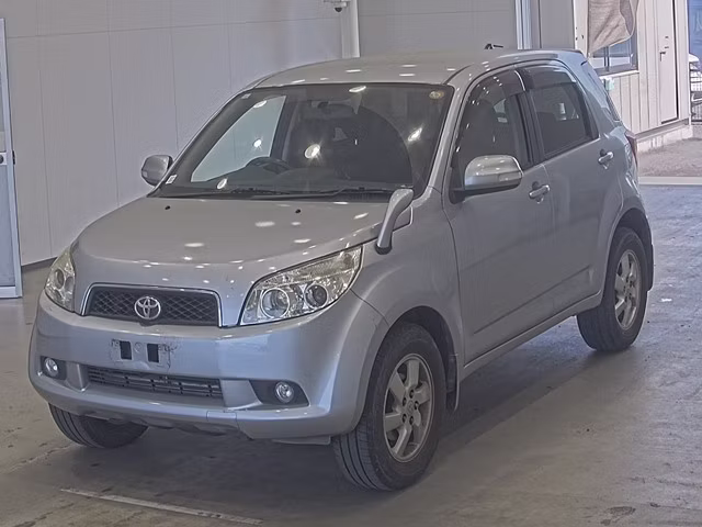 TOYOTA RUSH