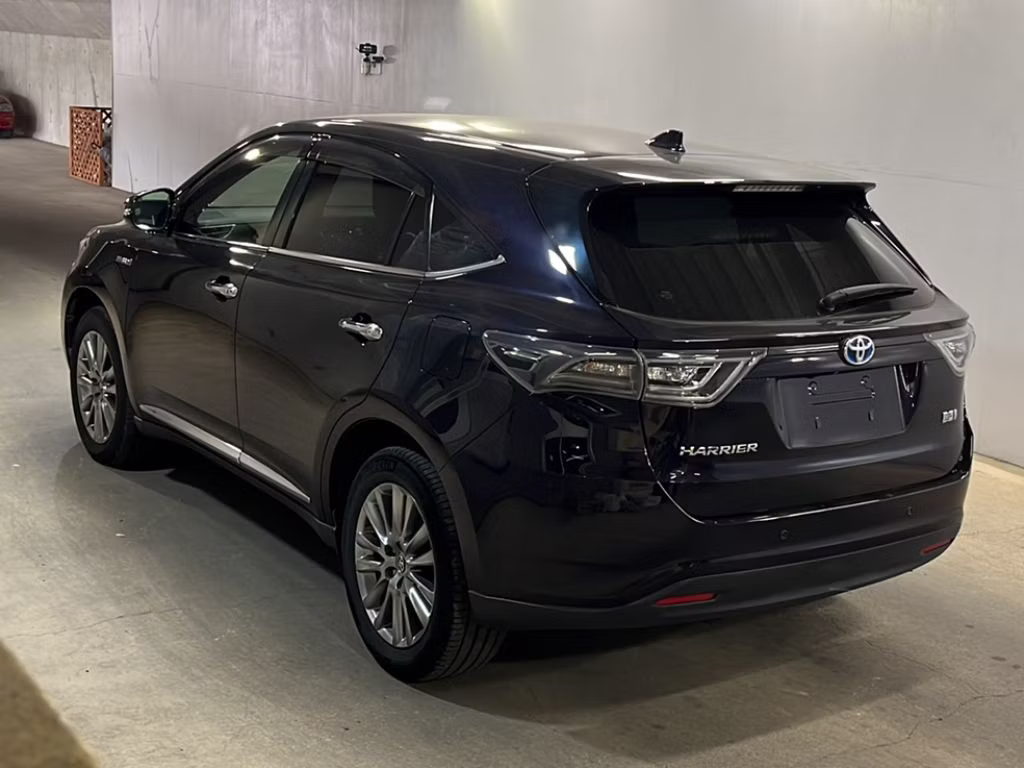 TOYOTA HARRIER