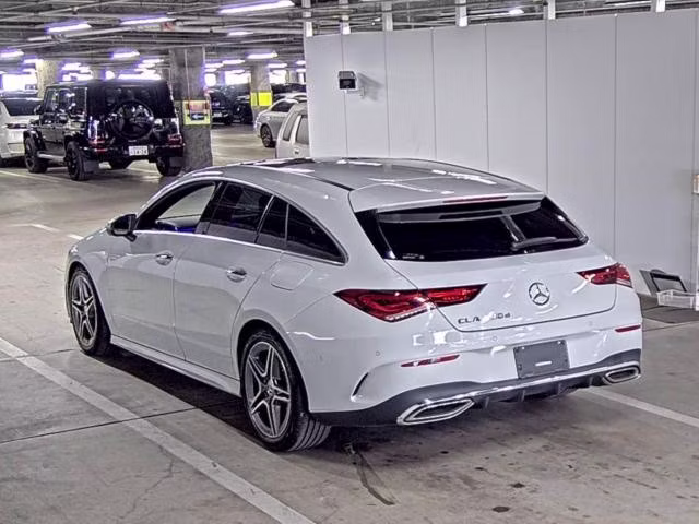 MERCEDES-BENZ CLA-CLASS