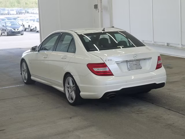 MERCEDES-BENZ C-CLASS
