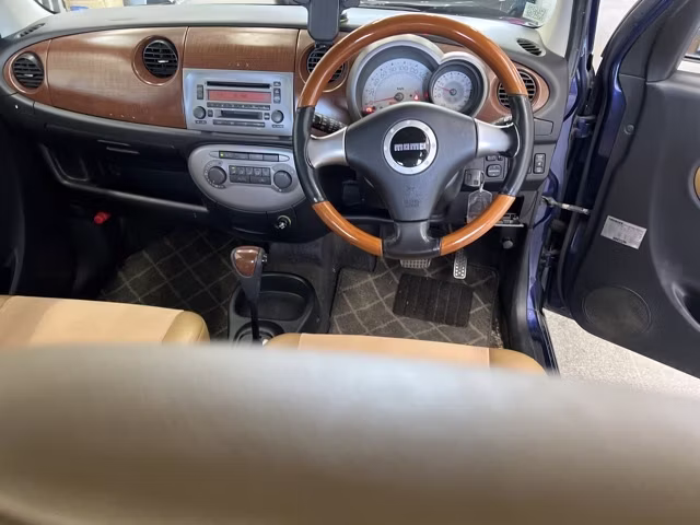 DAIHATSU MIRA GINO