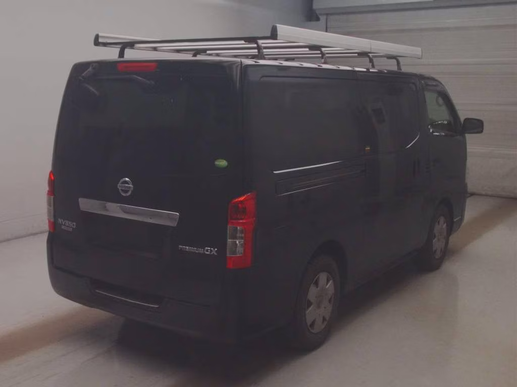 NISSAN NV350 CARAVAN
