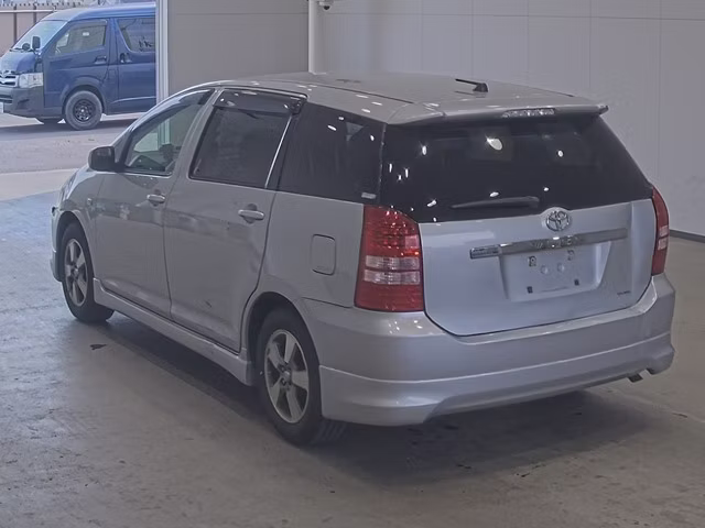 TOYOTA WISH