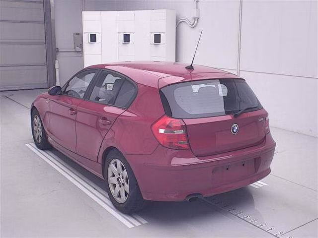 BMW 1-SERIES