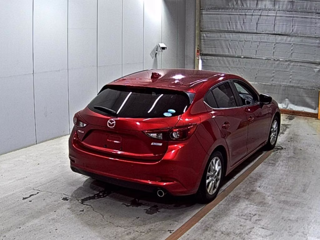 MAZDA AXELA