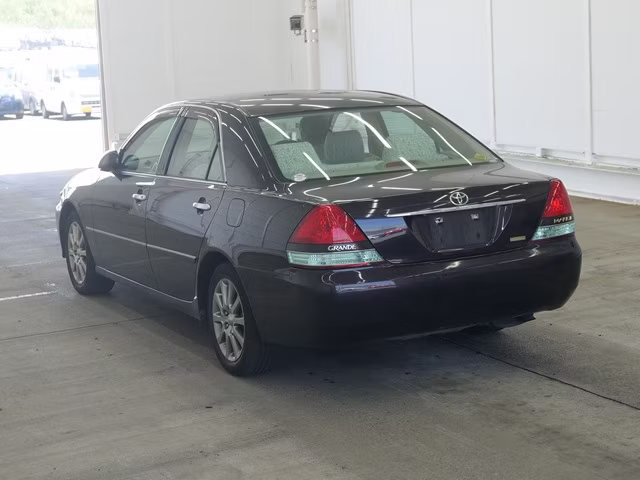 TOYOTA MARK II