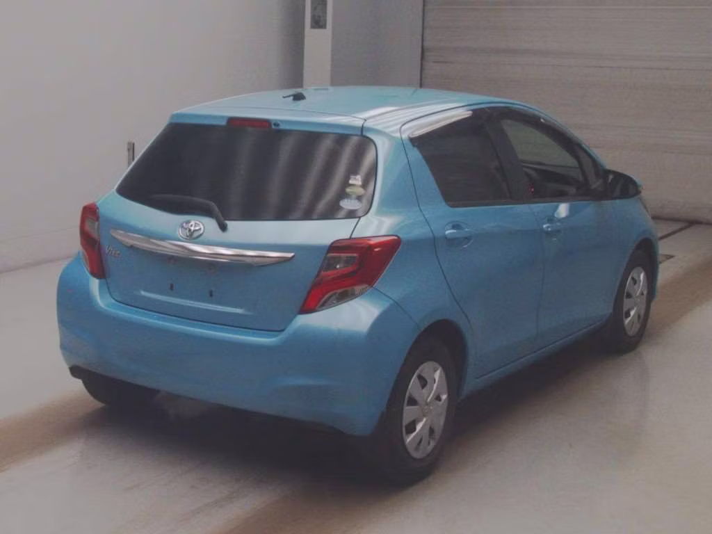TOYOTA VITZ