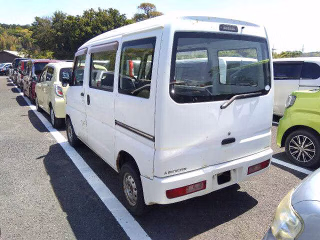 MITSUBISHI MINICAB