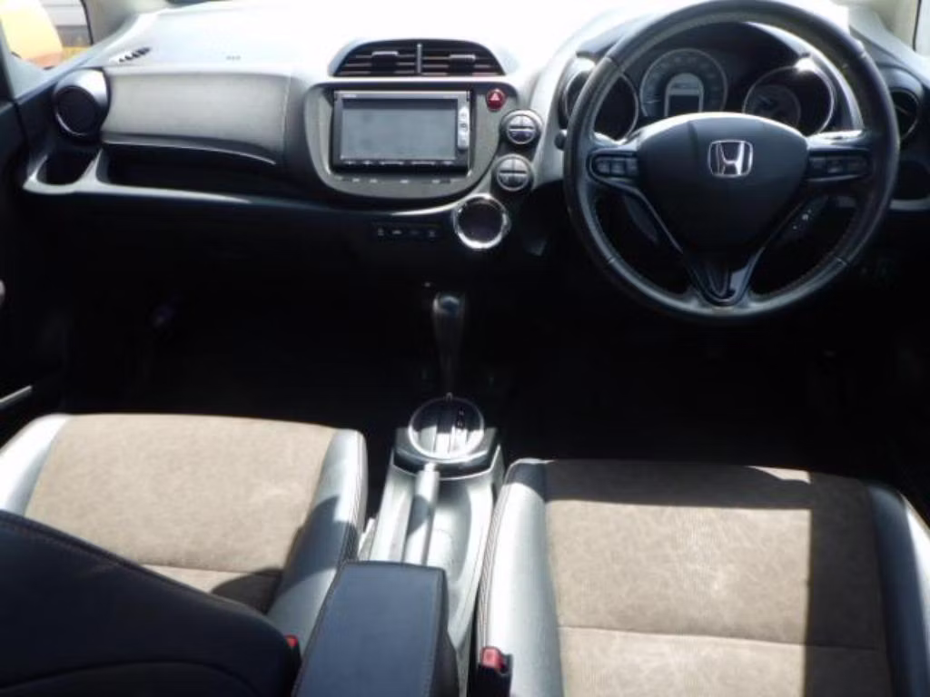 HONDA FIT SHUTTLE