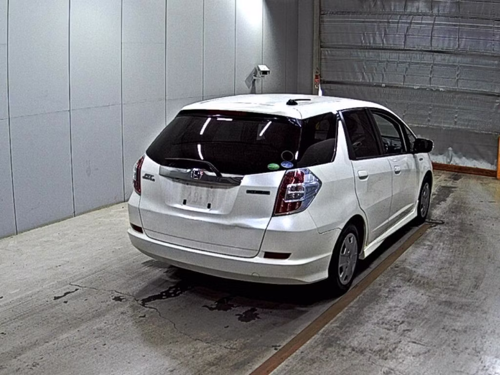 HONDA FIT SHUTTLE