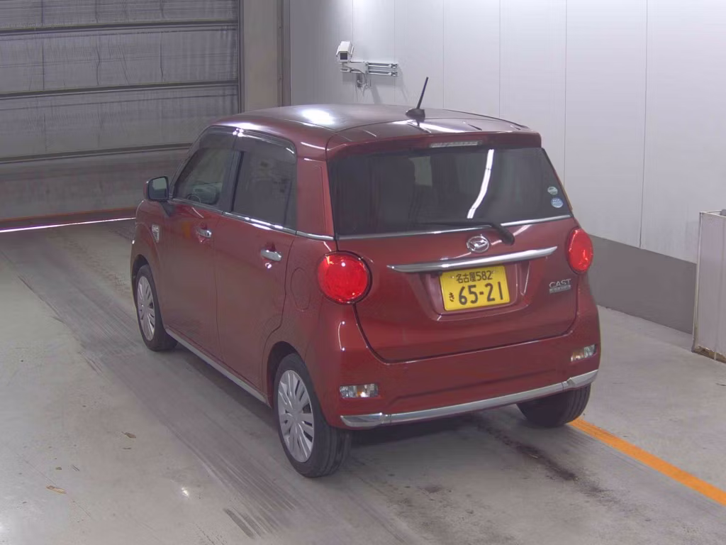 DAIHATSU CAST