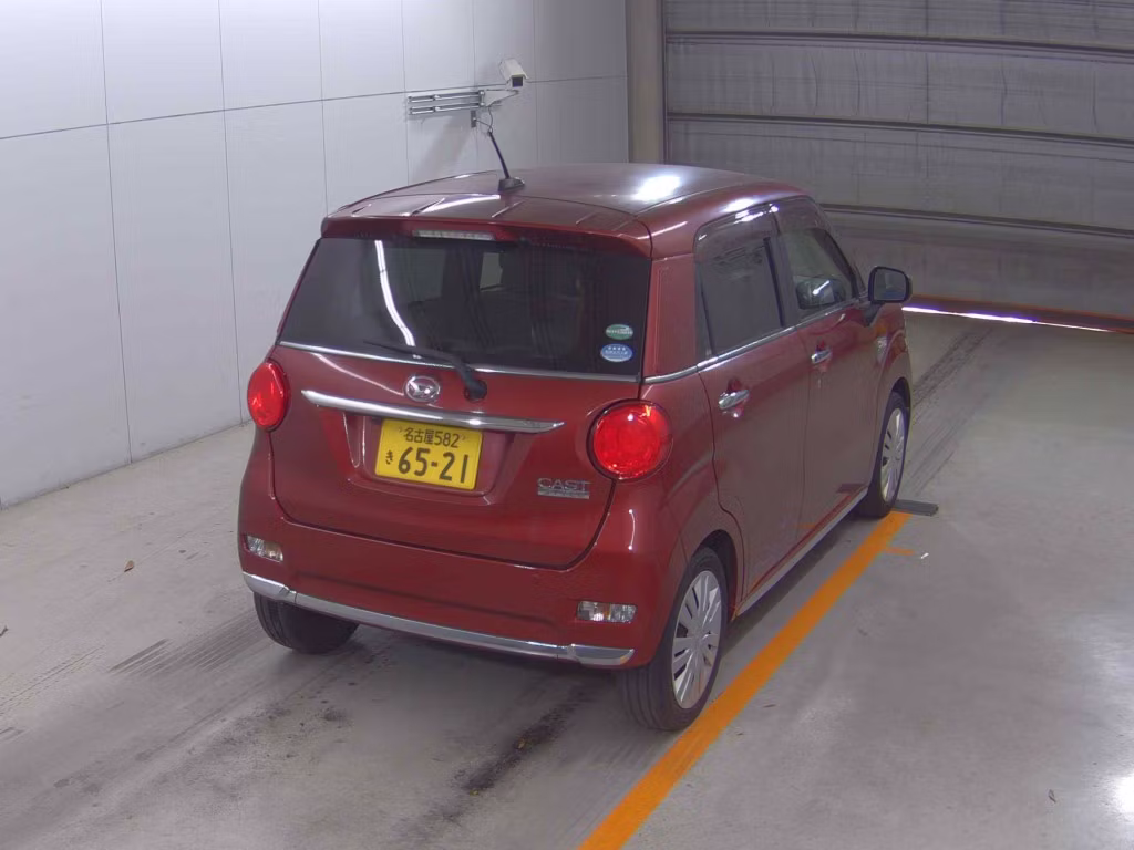 DAIHATSU CAST