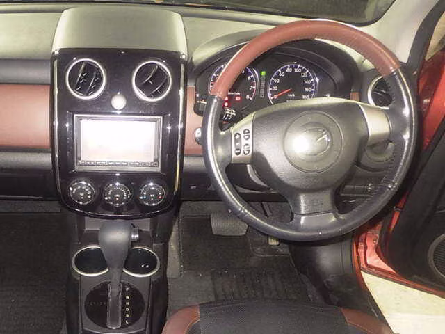 MAZDA VERISA