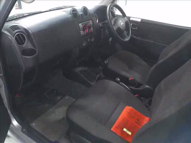 MITSUBISHI PAJERO MINI