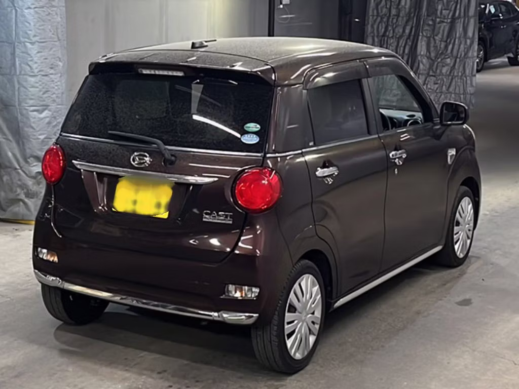 DAIHATSU CAST