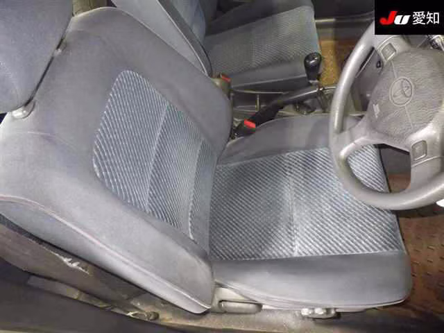TOYOTA CARINA