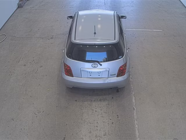 TOYOTA IST