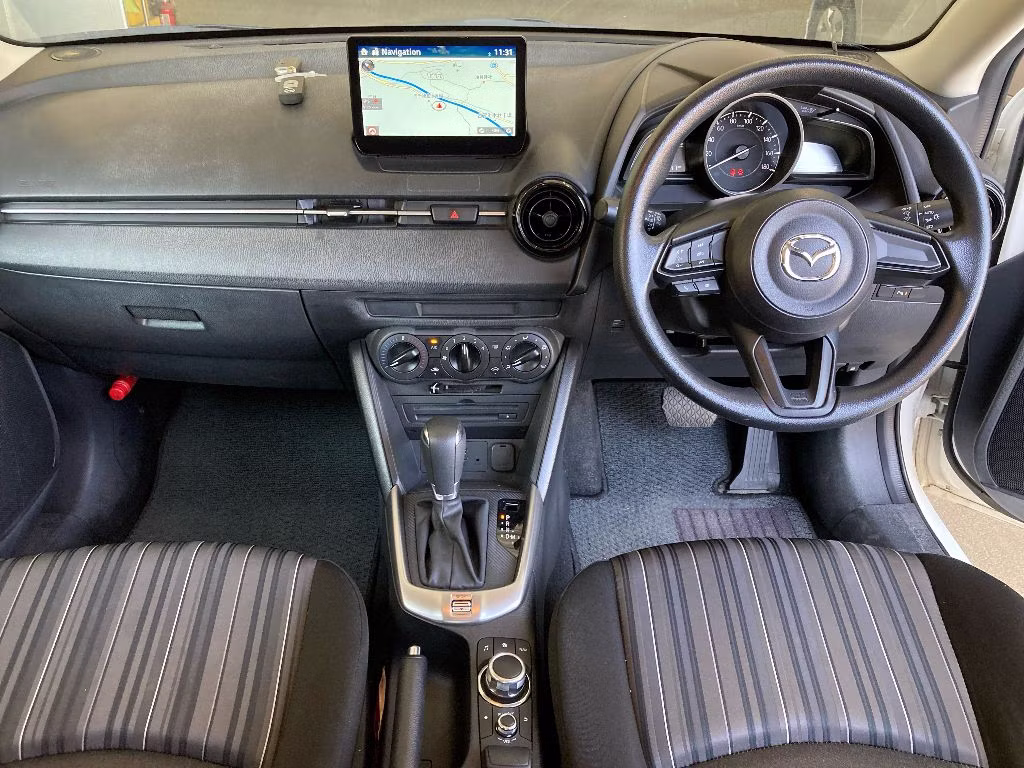 MAZDA MAZDA2