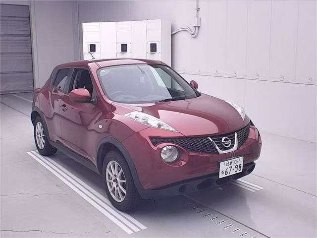 NISSAN JUKE