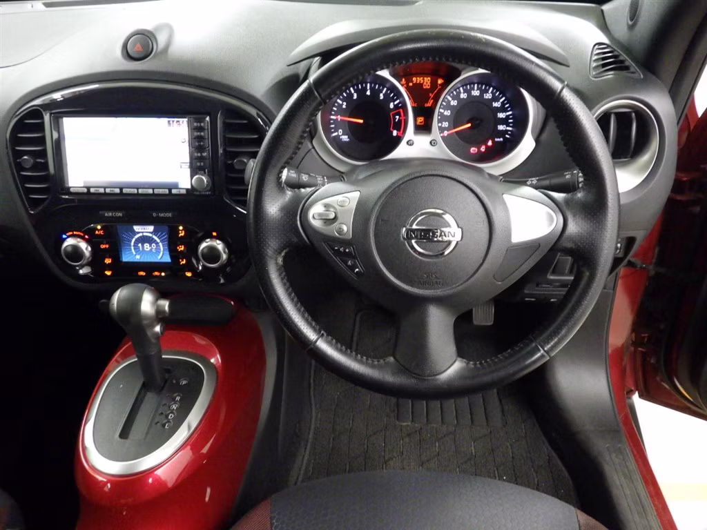 NISSAN JUKE