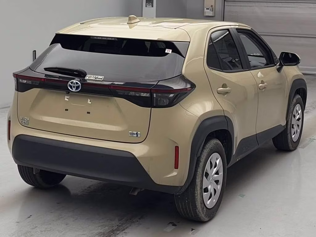 TOYOTA YARIS CROSS