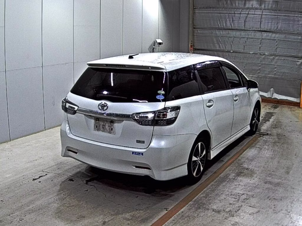TOYOTA WISH