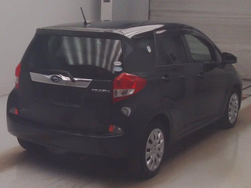 SUBARU TREZIA