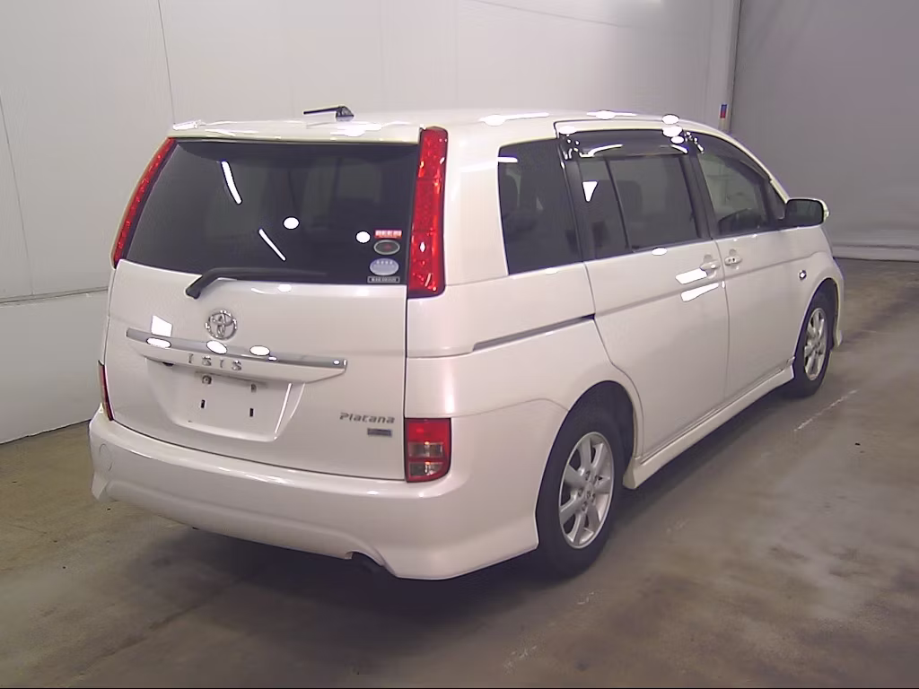 TOYOTA ISIS