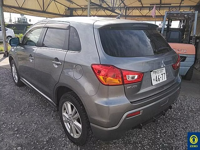 MITSUBISHI RVR