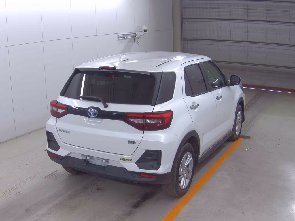 TOYOTA RAIZE