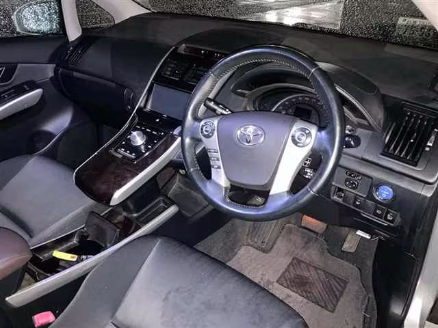 TOYOTA SAI
