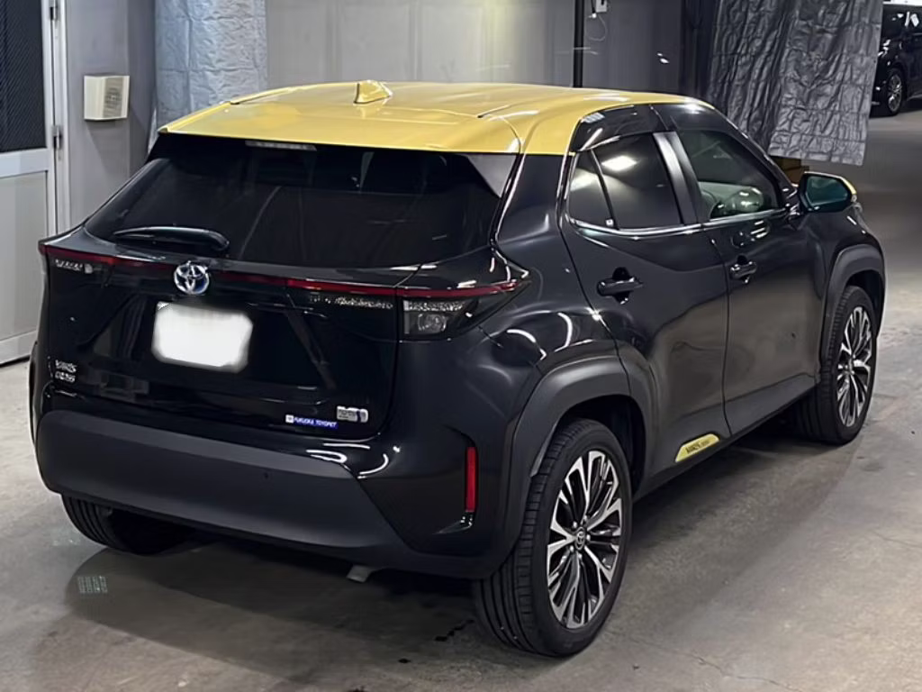 TOYOTA YARIS CROSS