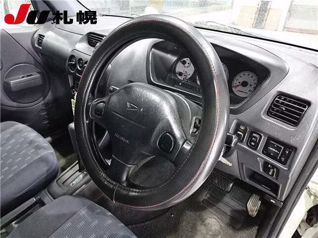 DAIHATSU TERIOS KID