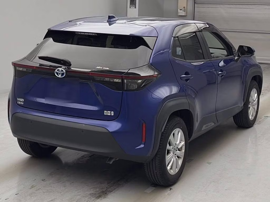 TOYOTA YARIS CROSS