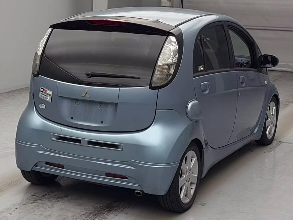 MITSUBISHI I