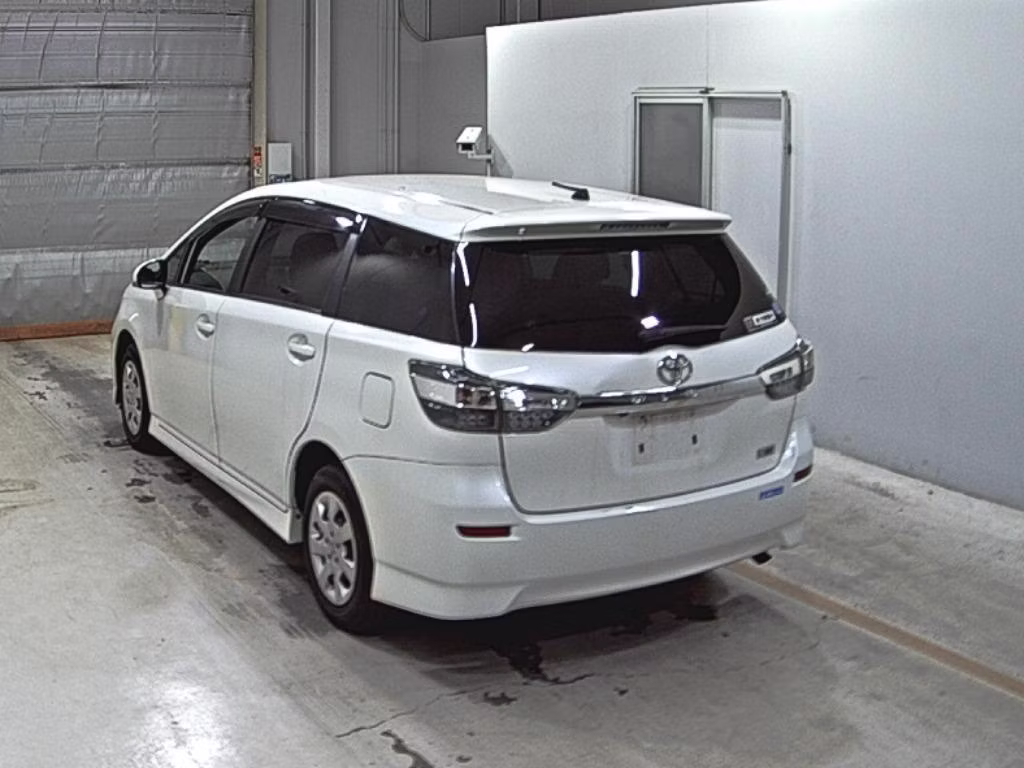 TOYOTA WISH