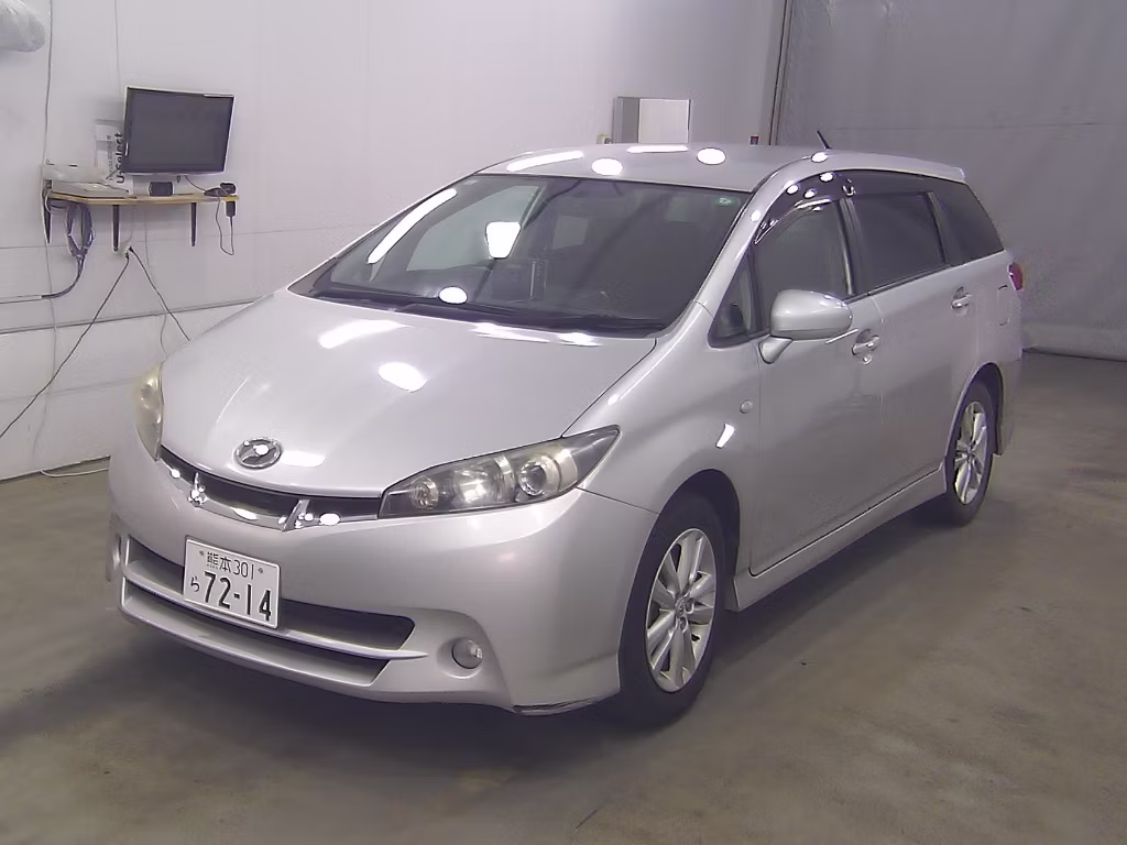 TOYOTA WISH