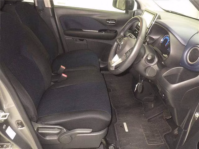 MITSUBISHI EK X