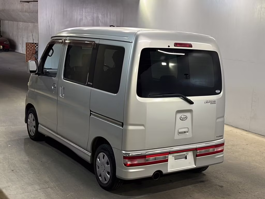 DAIHATSU ATRAI