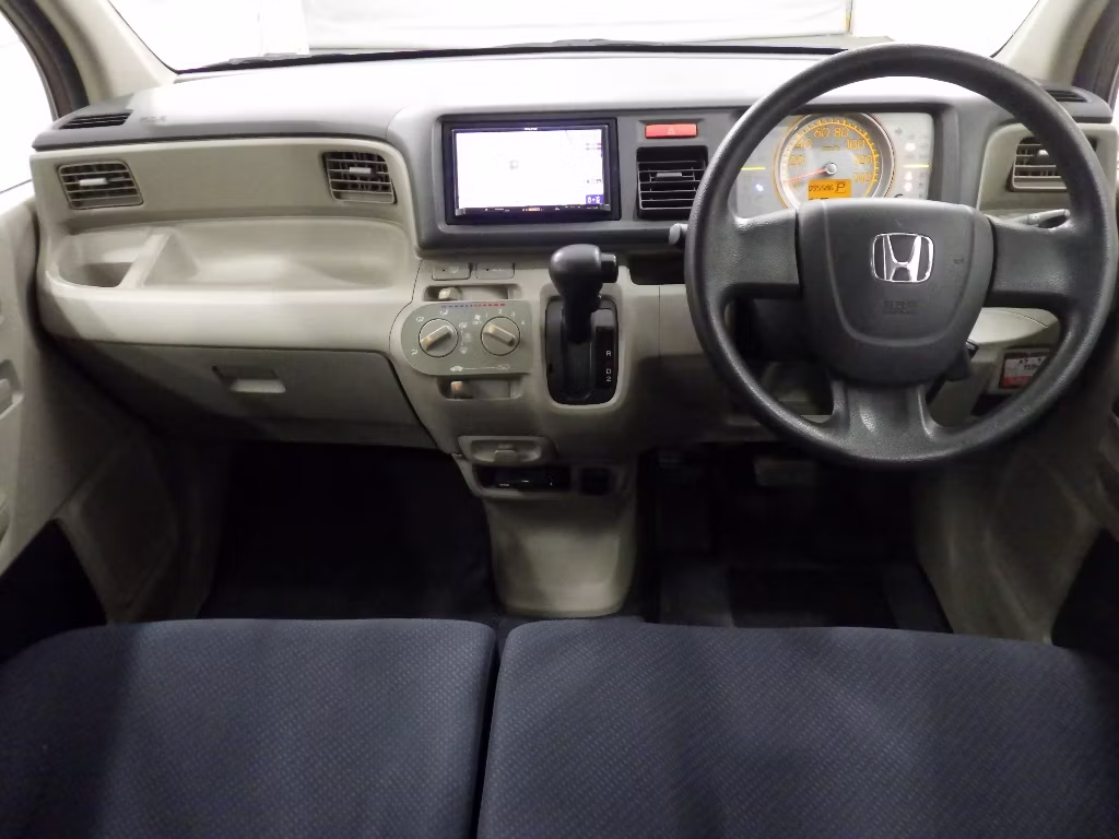 HONDA LIFE