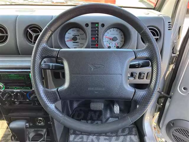 DAIHATSU NAKED