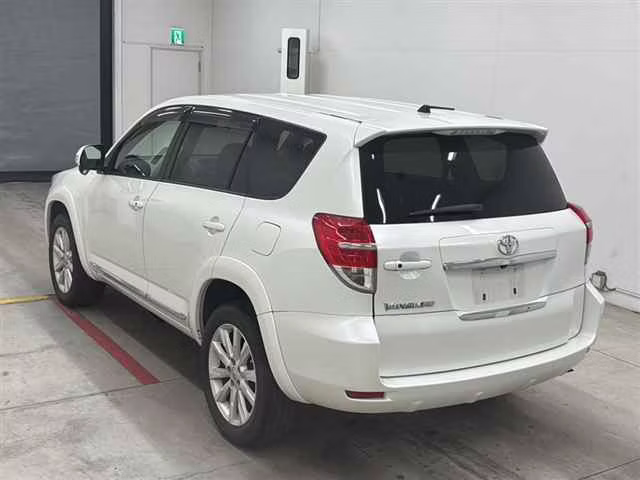 TOYOTA VANGUARD