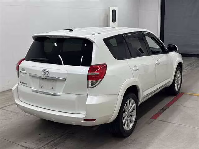 TOYOTA VANGUARD