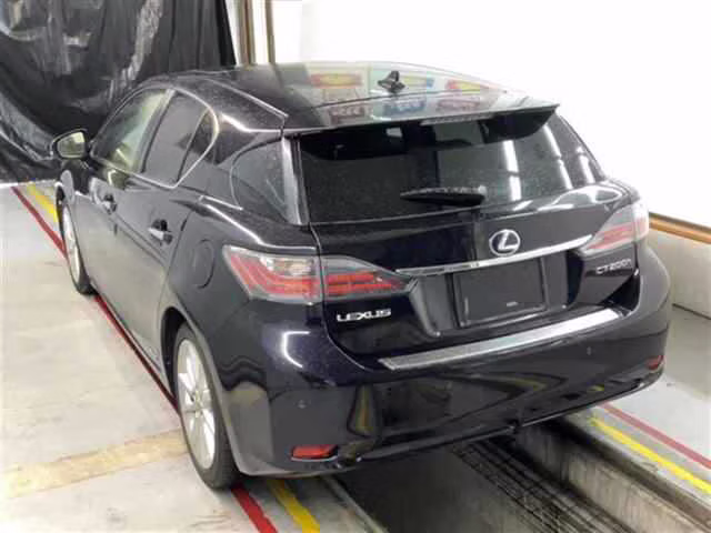LEXUS CT200H