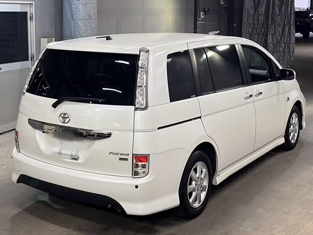 TOYOTA ISIS