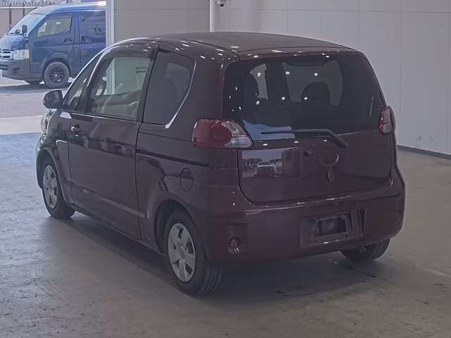 TOYOTA PORTE