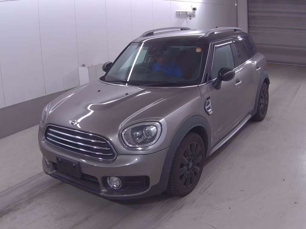 MINI CROSSOVER